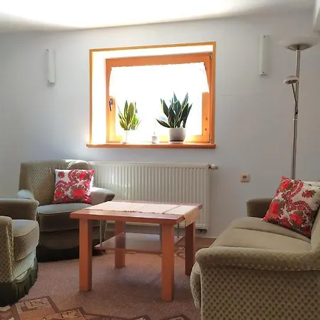 Prywatne Pod Nosalem Homestay *